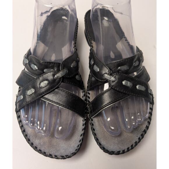 Clarks Artisan Black Leather Sandals WOMENS 7.5M Silver Stitch Slip Ons Comfy - Picture 2 of 8